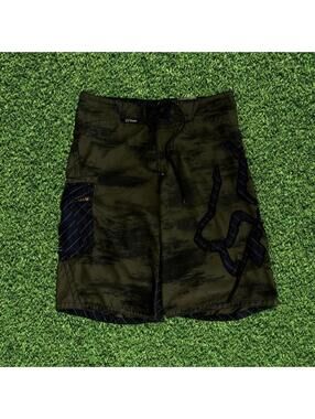 Y2K Fox Racing Green Camo Board Shorts Skater Size 30